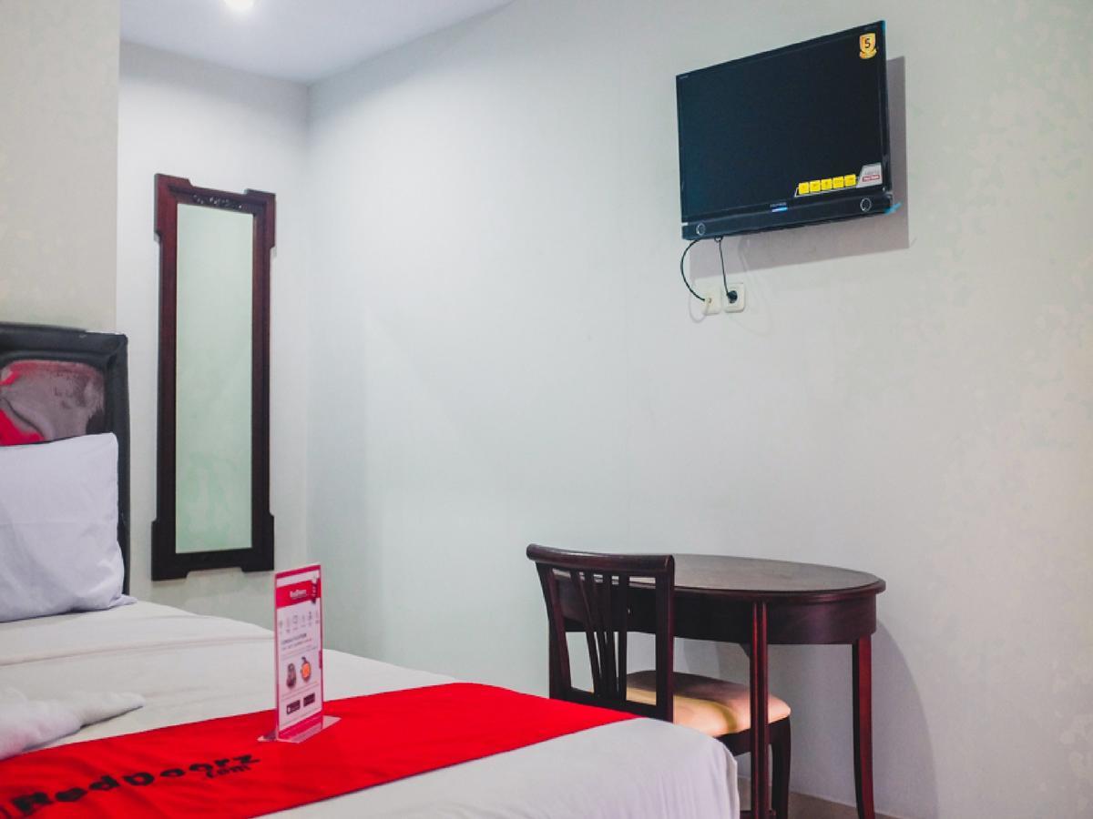 Reddoorz Plus @ Helvetia מדאן מראה חיצוני תמונה